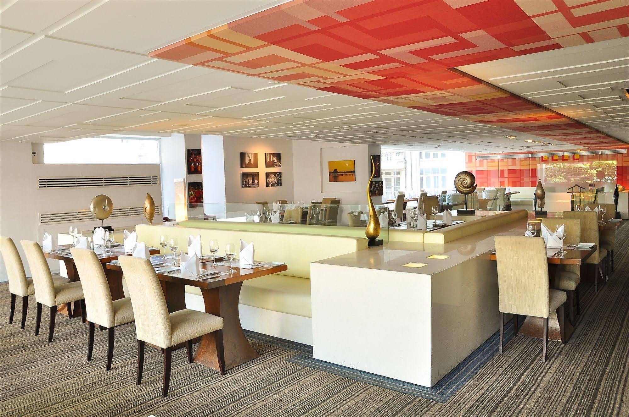 Le Fenix Sukhumvit 11 Bangkok Hotel Bagian luar foto